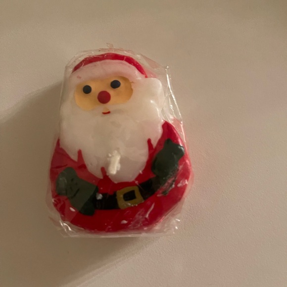 Santa candle. New, unopened but slightly damaged through plastic. Might float? - Picture 4 of 4